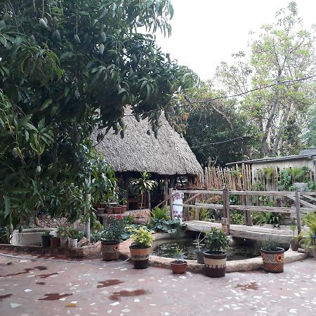Bed and Breakfast El Chac Mool Santa Elena Exterior foto