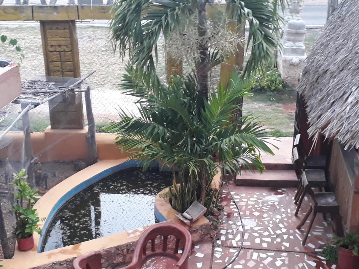 Bed and Breakfast El Chac Mool Santa Elena Exterior foto